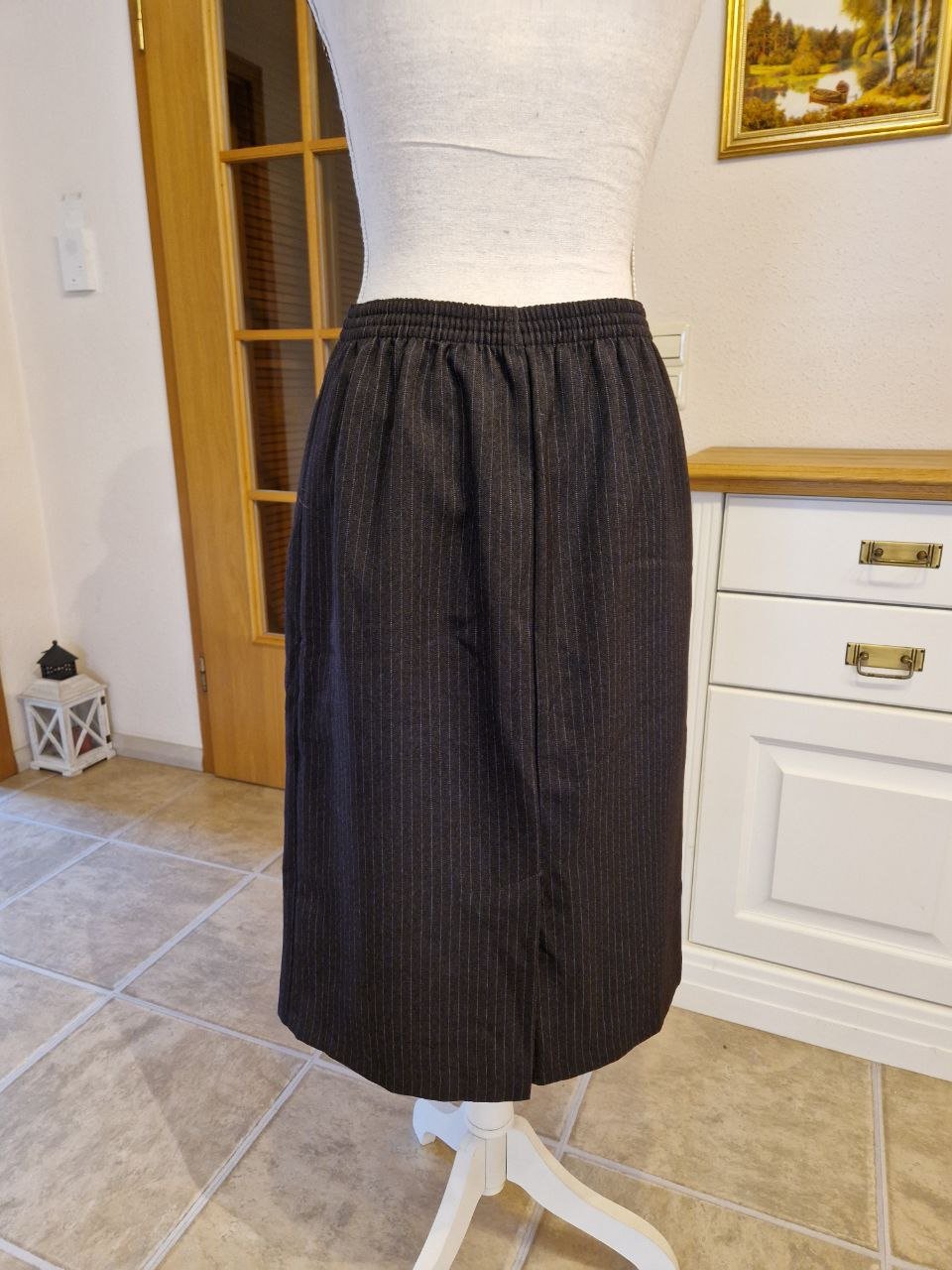 C&A.  Klassischer grauer Rock.  Gefüttert. Polyester + Viskose.  Größe 38.