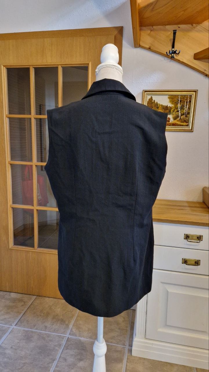 Vintage. Schwarze Weste - Bluse. Größe L. 