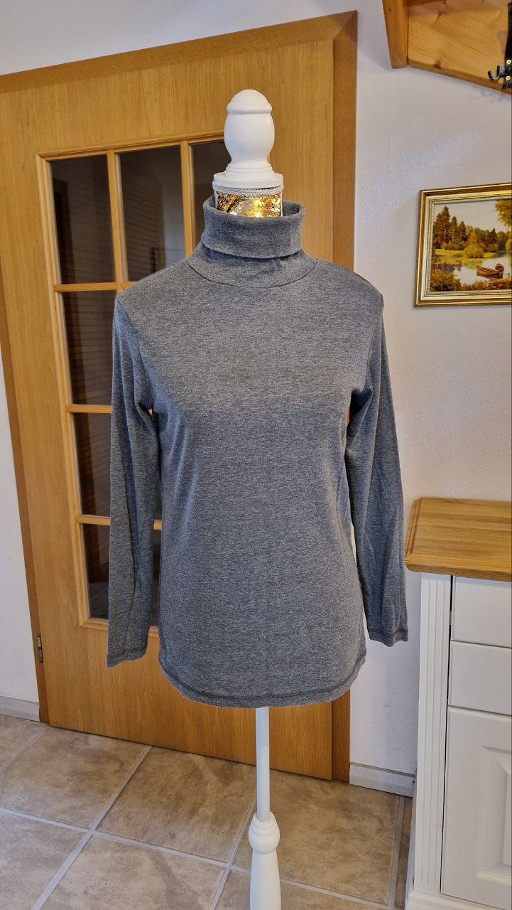 Laura Torelli. Grauer Rollkragenpullover. Große M. Polyester. 