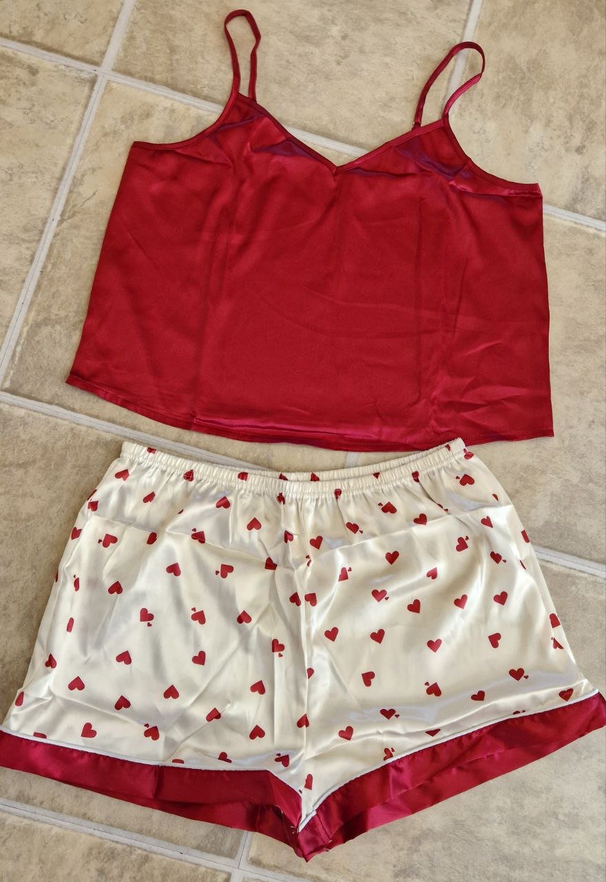 Damen Schlafanzug. Pyjama Set, Nachtwäsche.  Satin.  Größe XL. 
