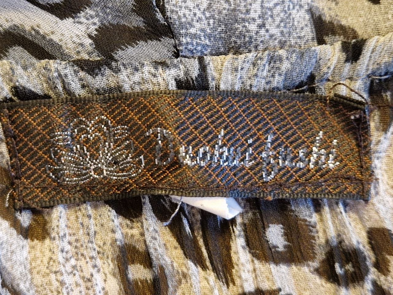 Duohui Fushi. Bequeme Bluse - Tunika - T-Shirt . Größe  M. Seide + Viskose. 
