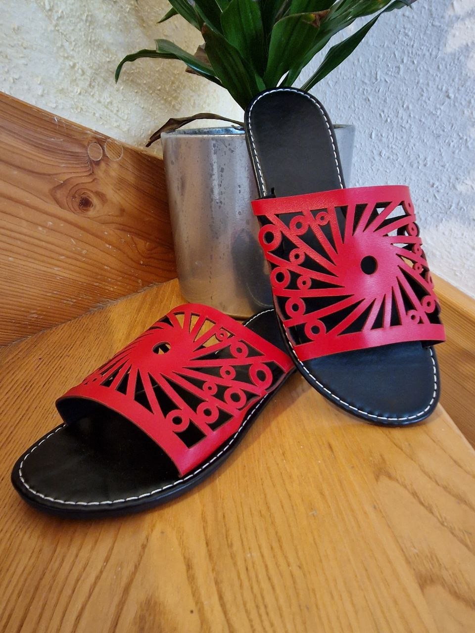 Neu. Sandalen, Strand-Flip-Flops. Größe 40.