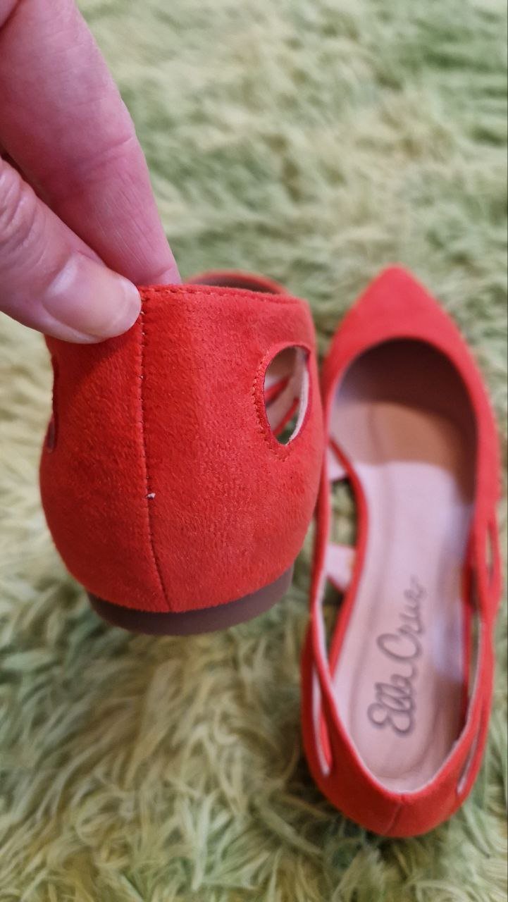 Modische flache Schuhe für Damen, Ballerinas. Größe 38,5.