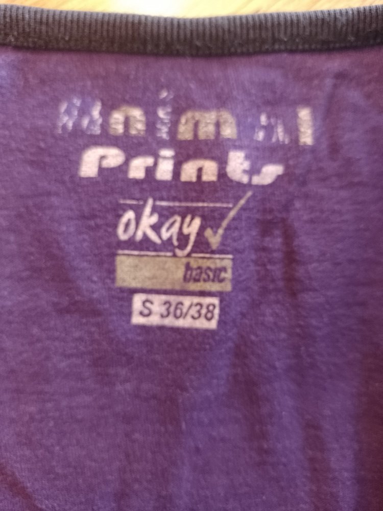 Wie neu. Okay. Elegantes T-Shirt - Bluse - Tunika. Größe S.