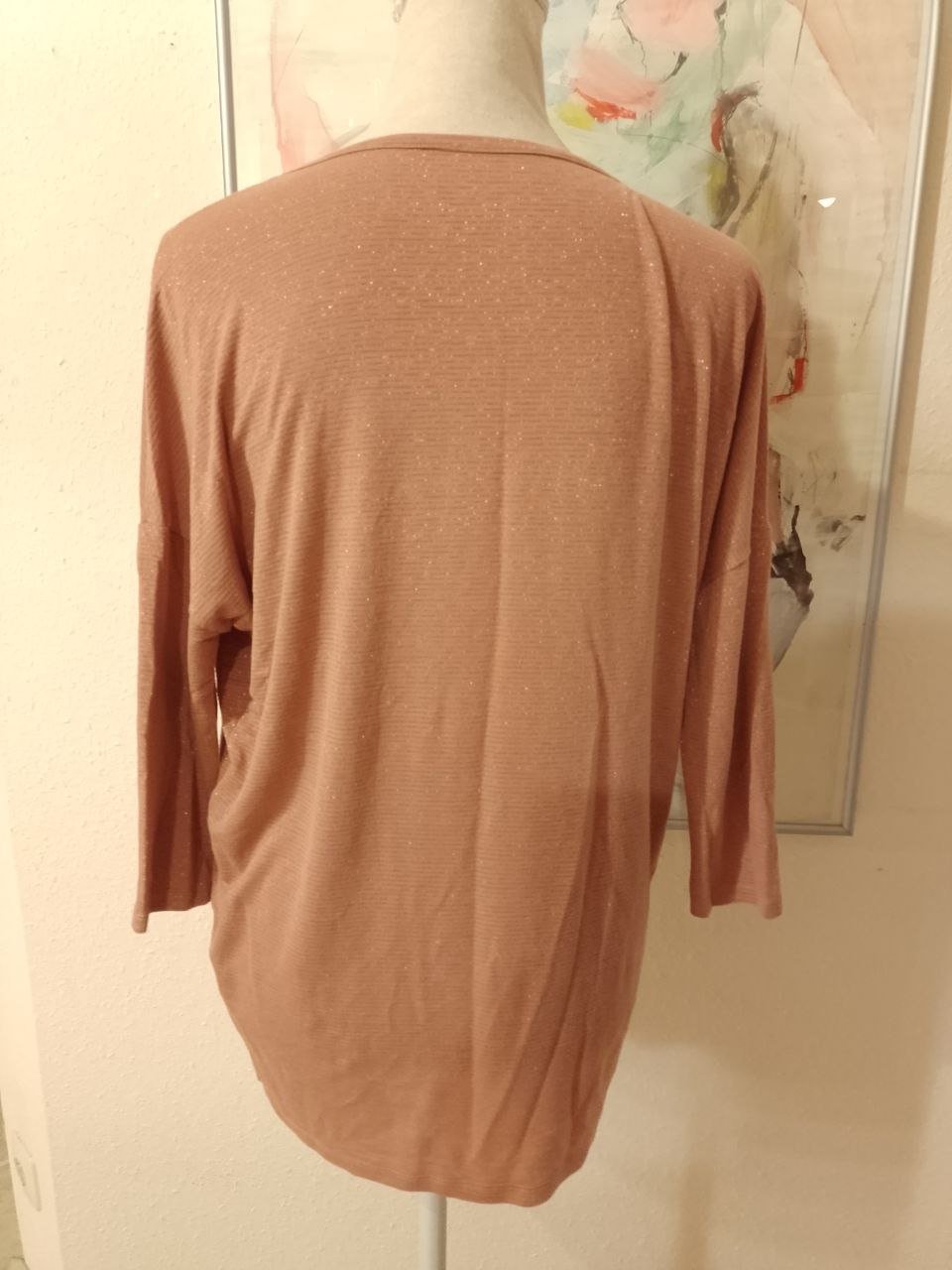 Wie neu.  Elegantes T-Shirt - Bluse - Tunika.  Größe S-M. 