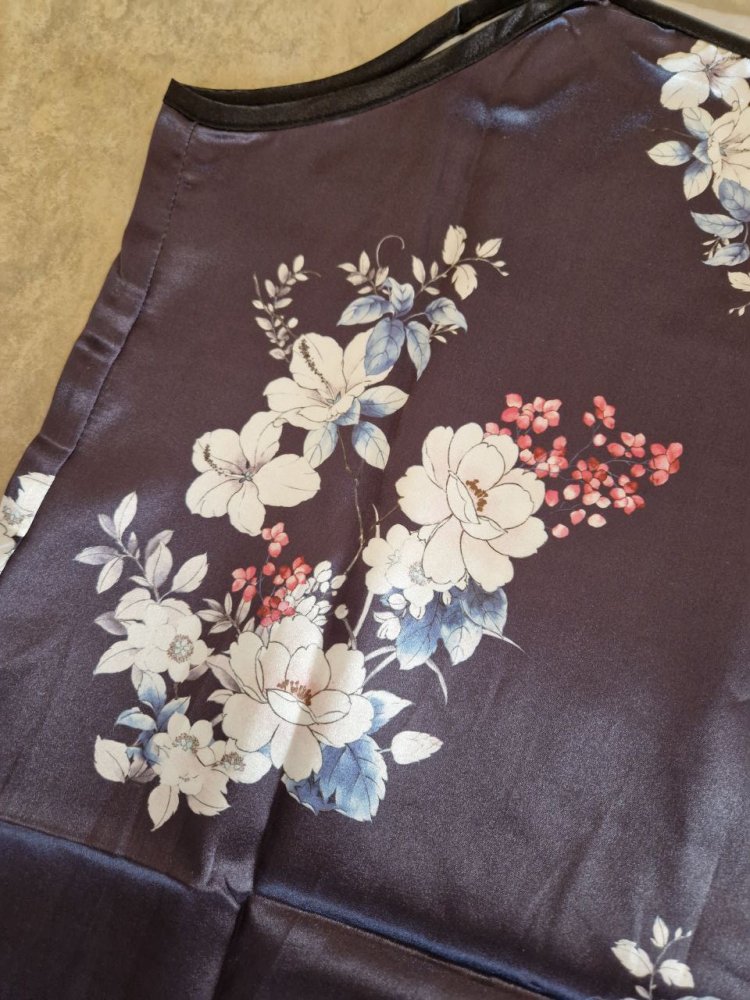 Elegantes Nachthemd. Nachtwäsche. Kleid.  Größe L. 