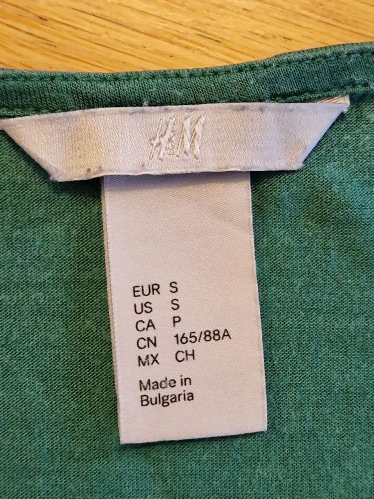 H&M. T-Shirt - Bluse.  100% Modal.  Größe S.  
