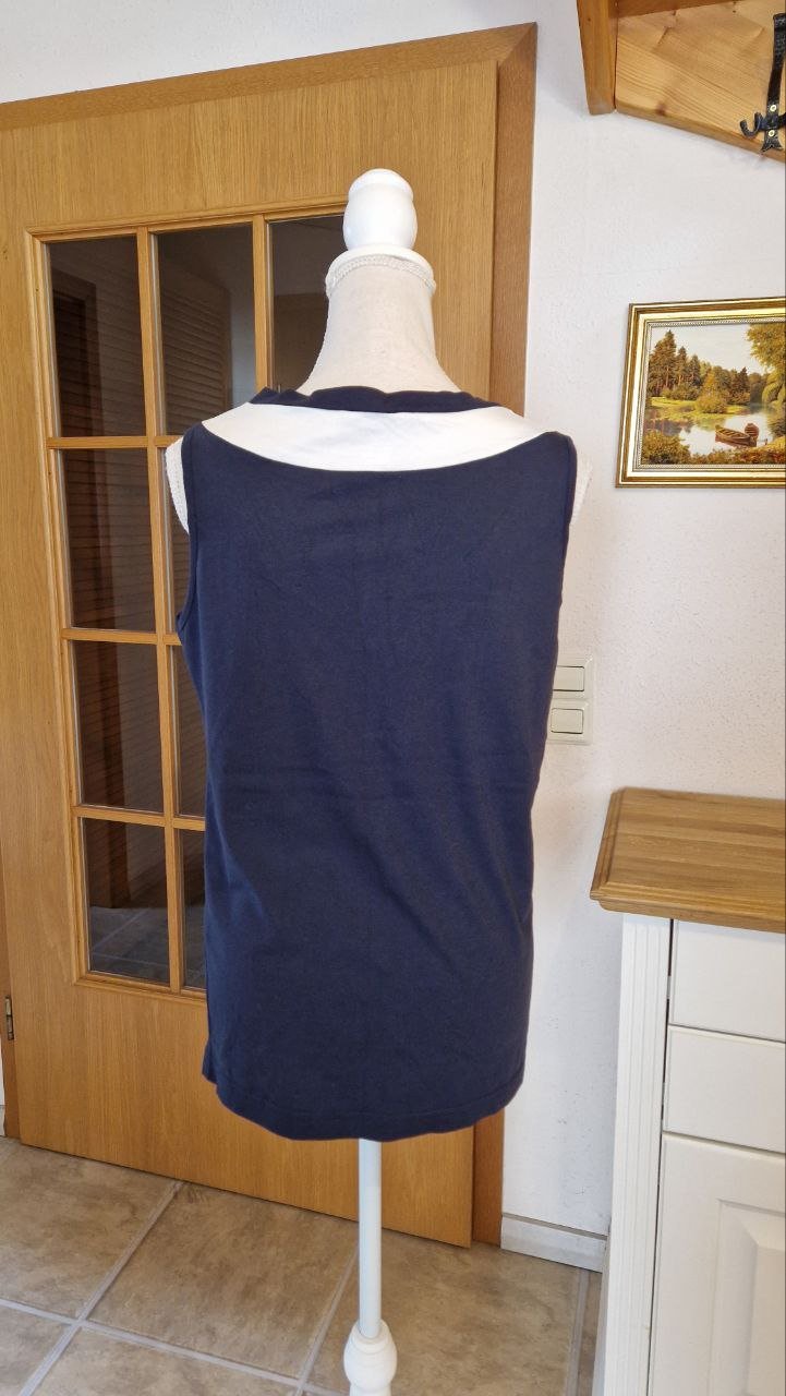 Collection L. Bequeme Bluse - T-Shirt - Top . Größe 40. Polyester + Baumwolle.