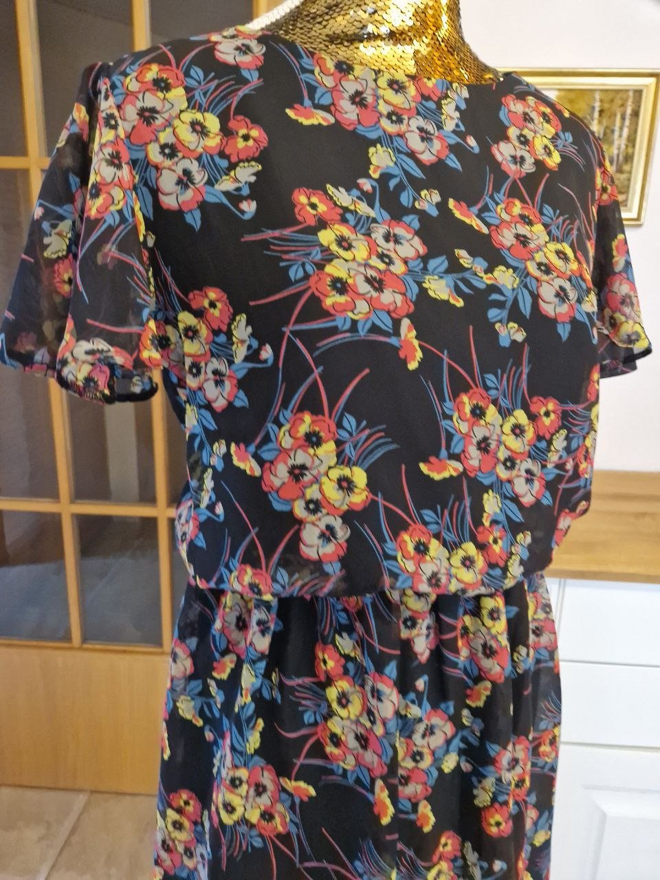 Atmosphare. Schönes Sommerkleid. Große 38.