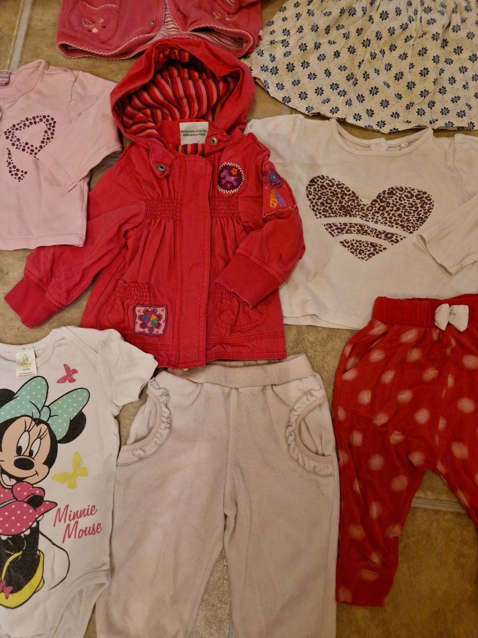 Babykleidungspaket. Größe 74.  Für Mädchen. 12 Teile. 