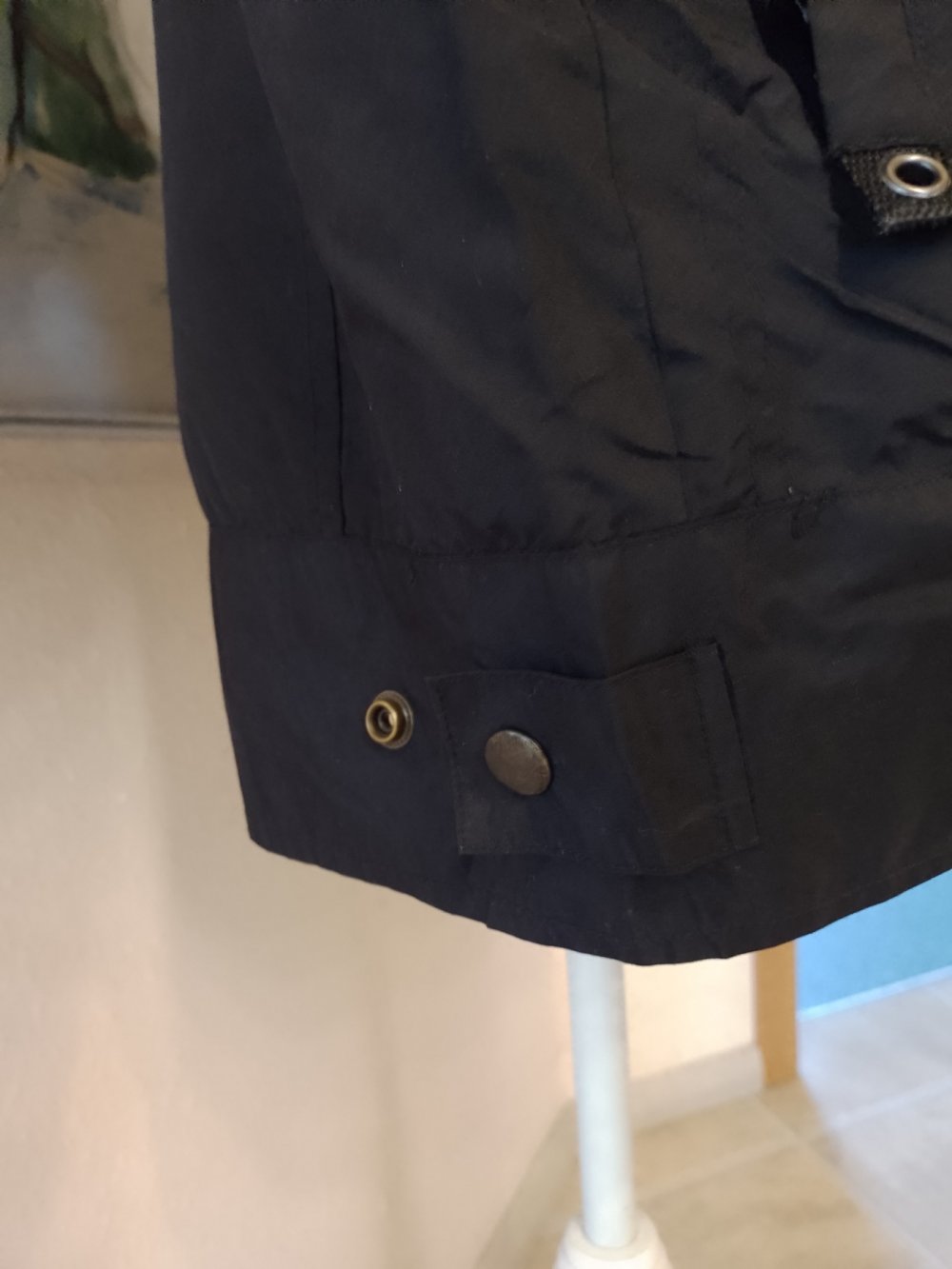 Bluetribe. Leichte stylische schwarze Jacke. Große L.