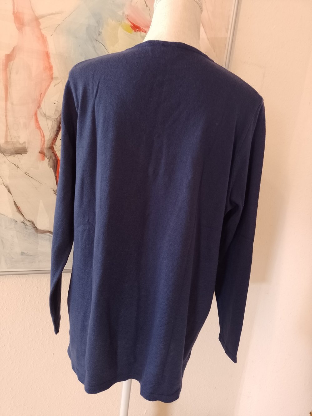 Schöner eleganter Pullover, Strick, Jersey. Große XXL / 46.