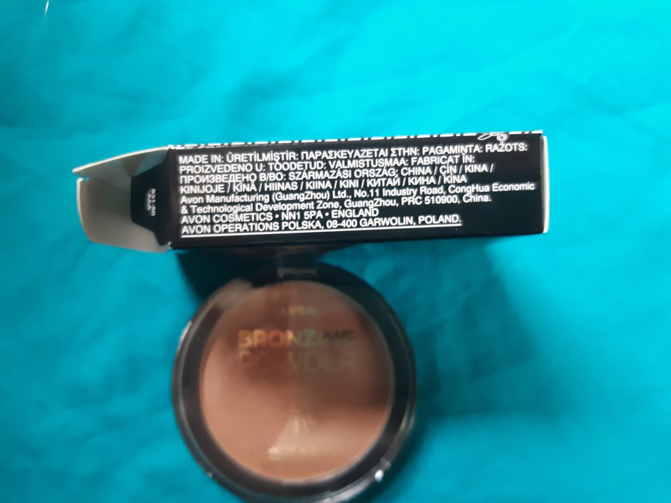 Avon Bronzing Powder Bronze & Glow Puder