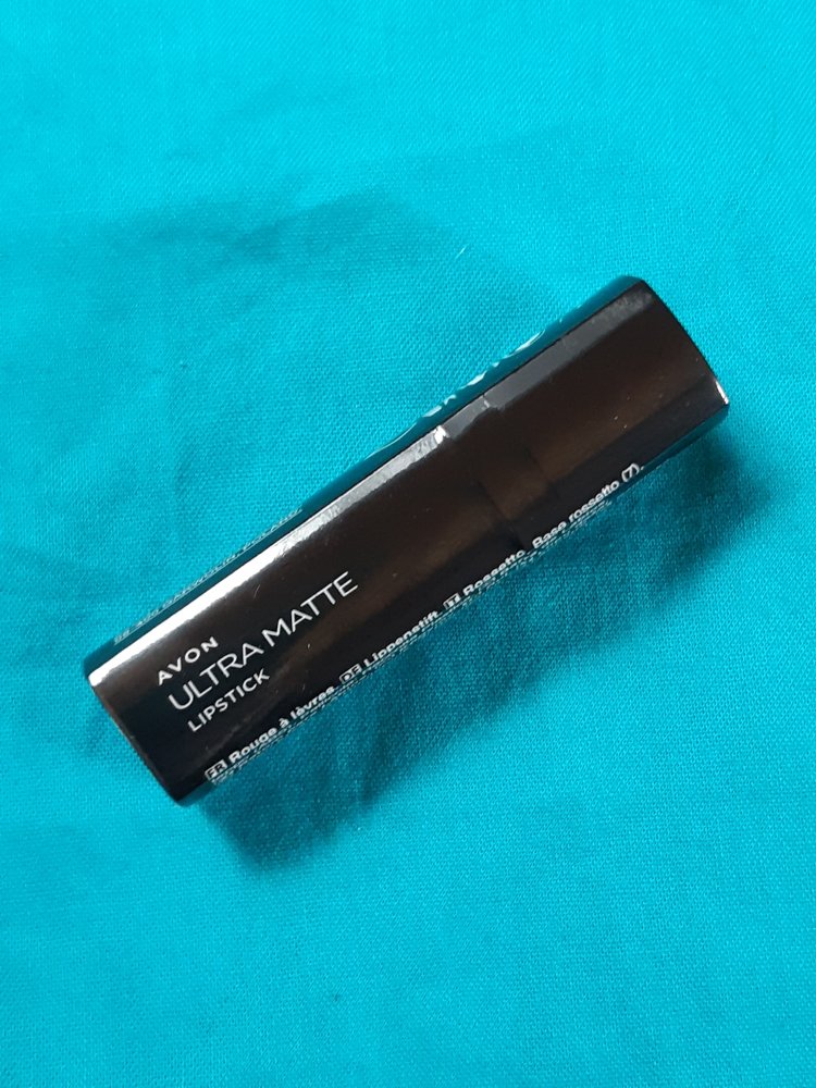 Avon Ultra Matte Lipstick Marvellous Mocha