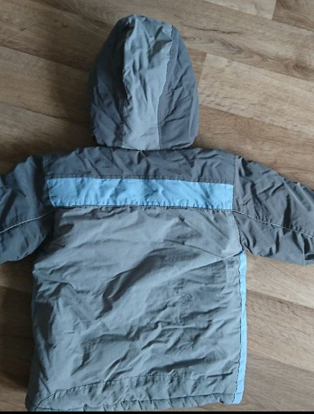 Neue dicke Schneejacke in 110