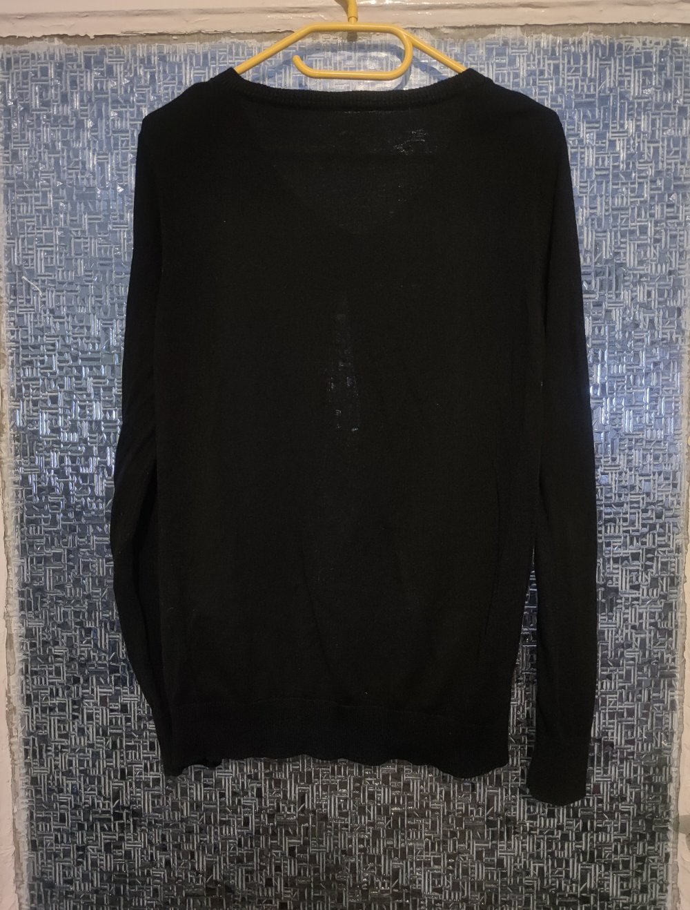 Neue Strickjacke in S