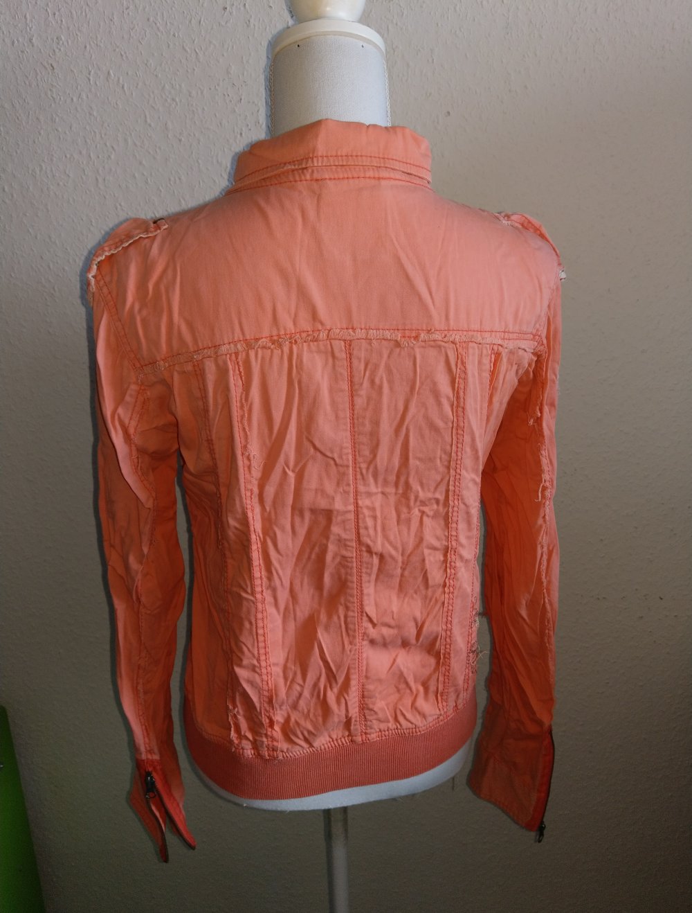 Dünne Stoffjacke in S
