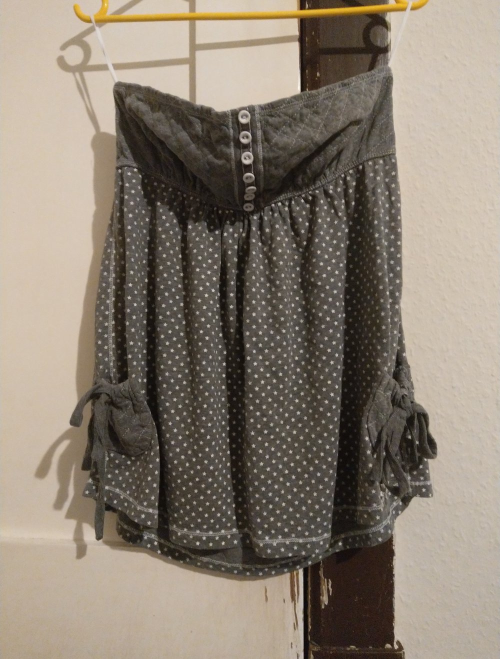 Schulterfreies Shirt in L