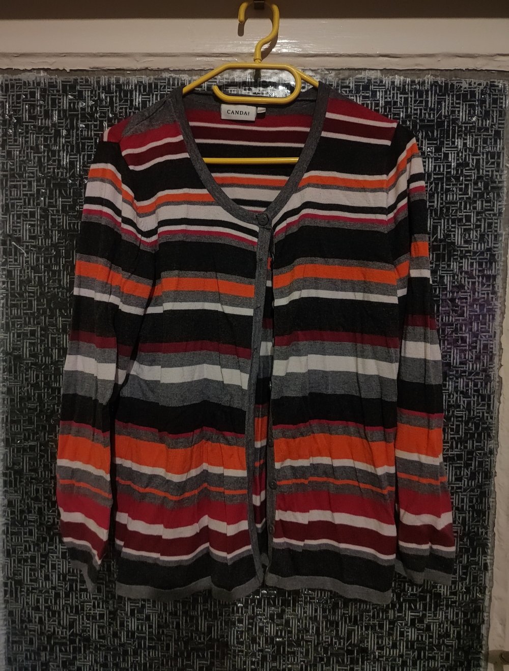 Strickjacke in L