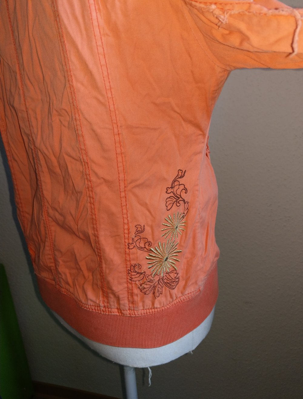 Dünne Stoffjacke in S