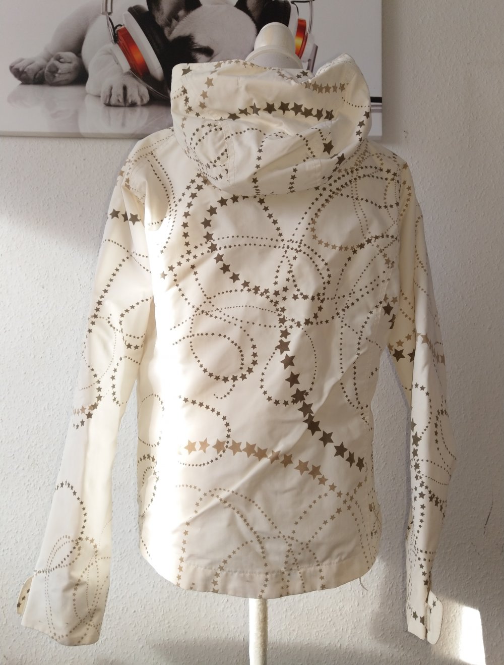 Wind und Wetterjacke in Medium
