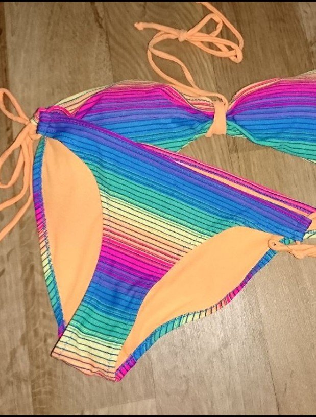 Bikini in 36