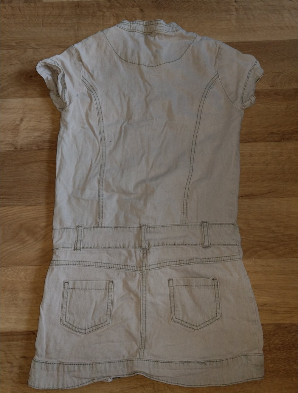 Jeanskleid in 140