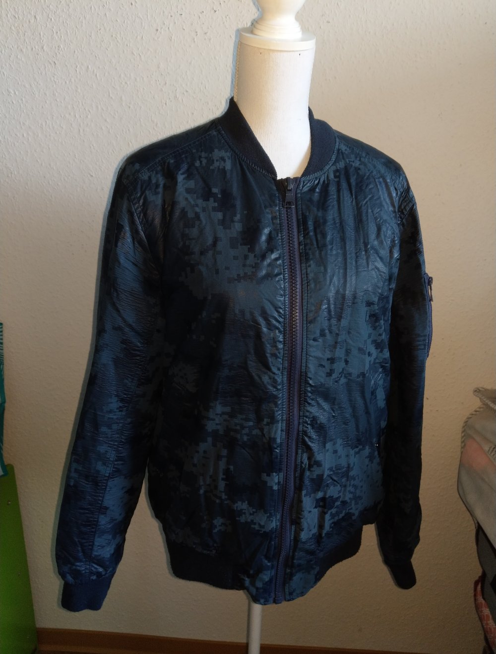 Bomberjacke in M