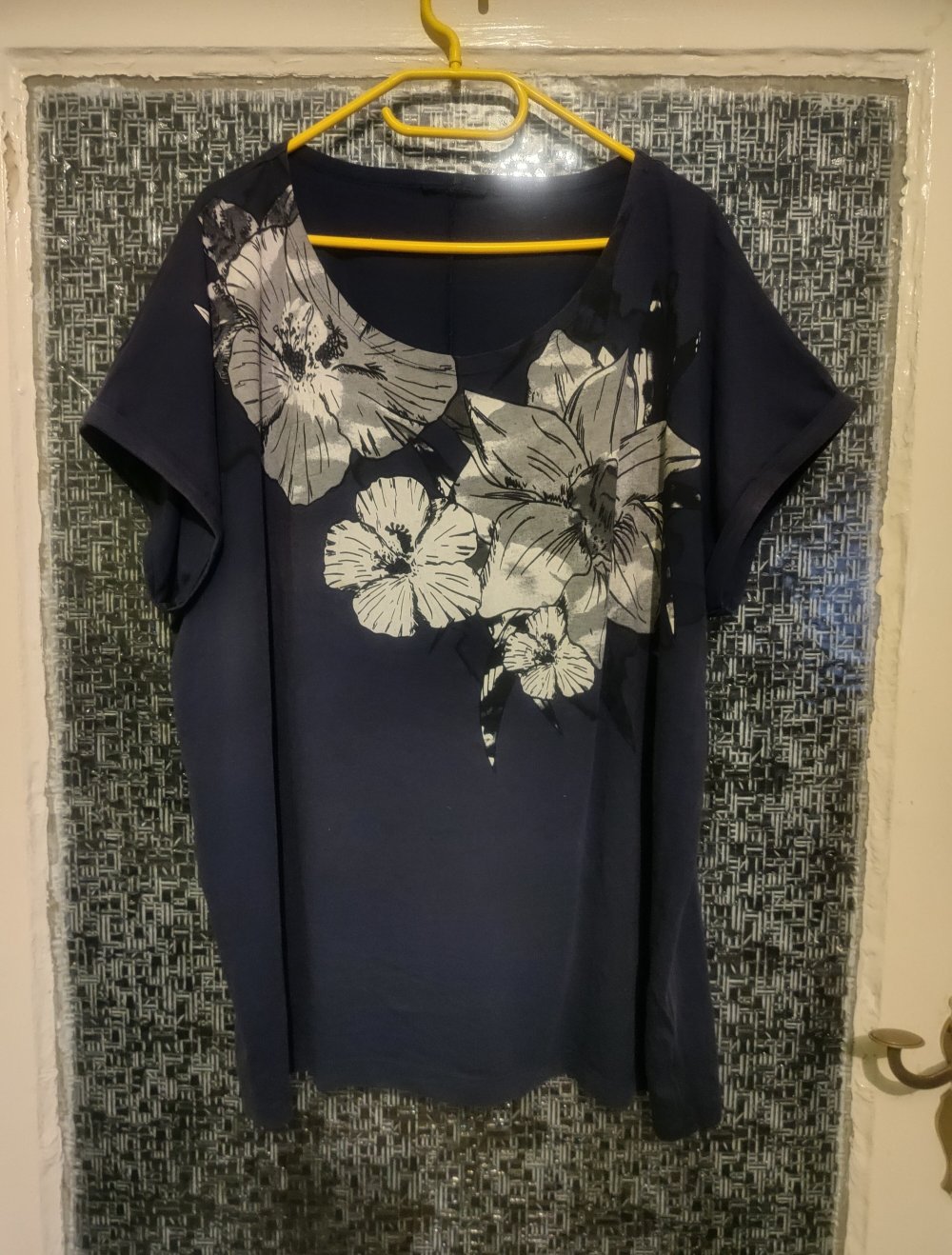T-Shirt in 52/54