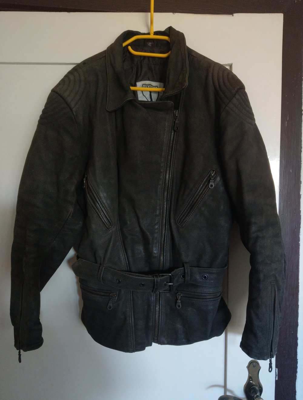Frauen Biker Echt Lederjacke in 42
