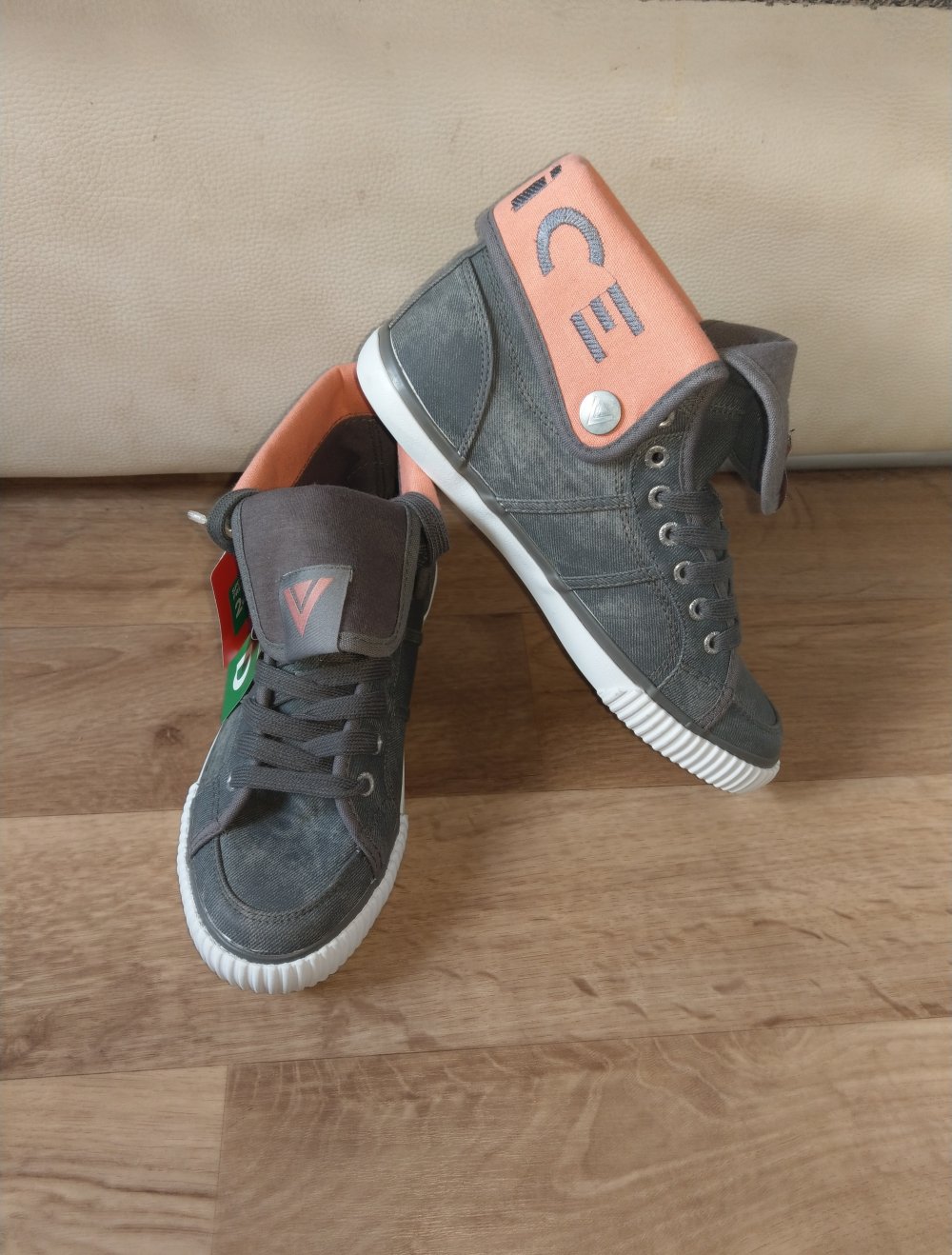 Neue Halbhohe Schuhe in 38