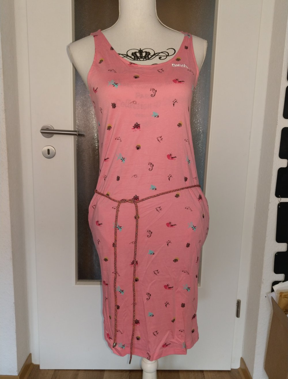 Neues Kleid in S