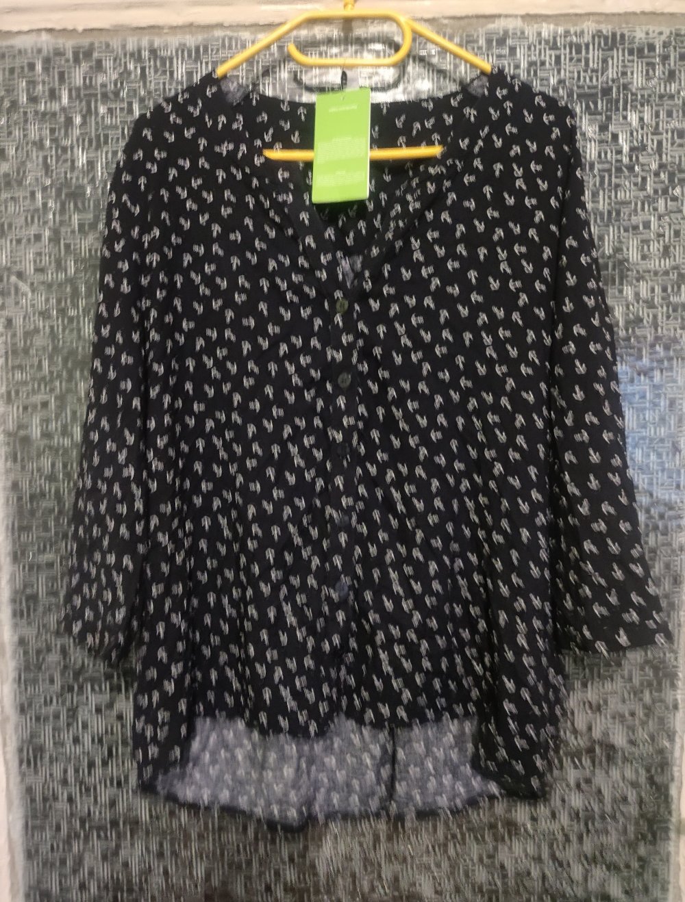 Neue Bluse in 44