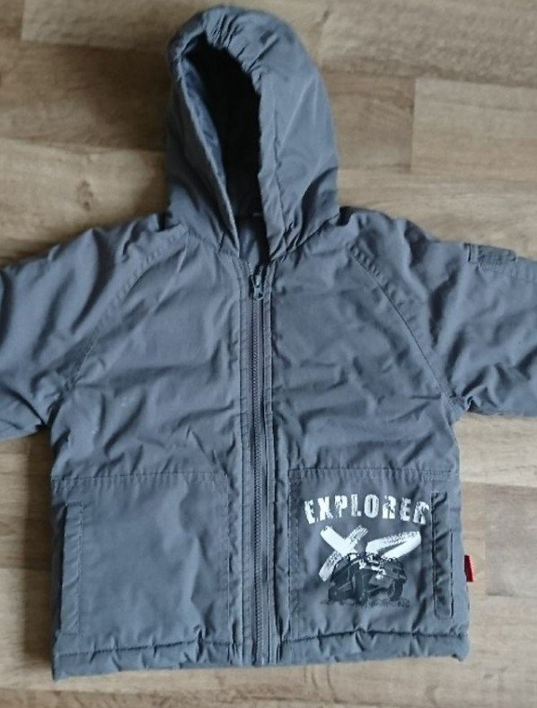 Dicke warme Jacke in 104