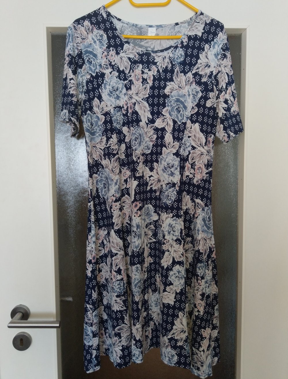 Sommerkleid in L