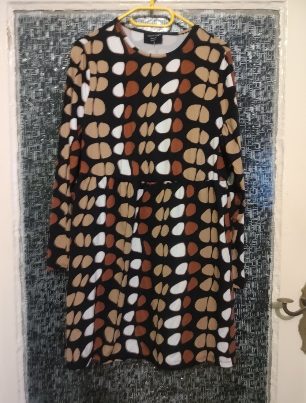 Neues Kleid in L