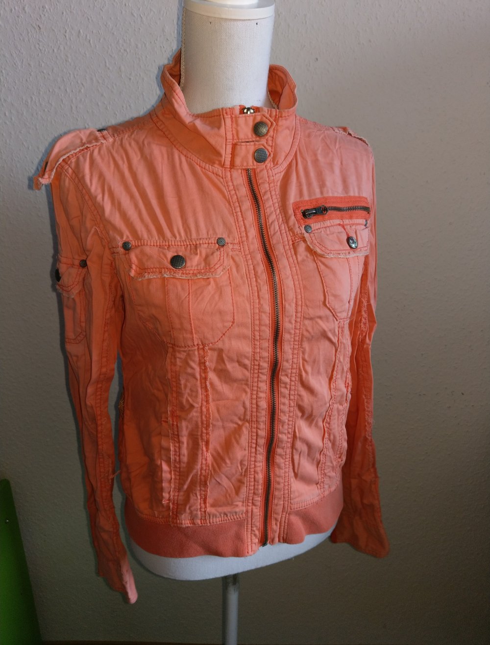Dünne Stoffjacke in S