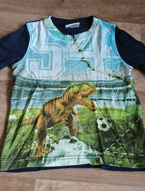 Neues Langarmshirt in 104