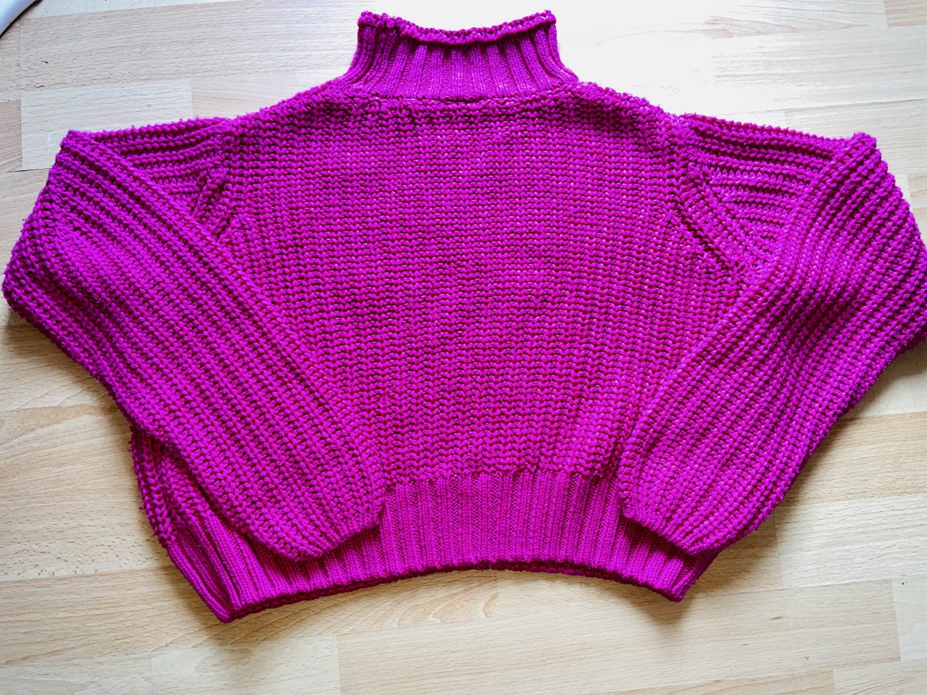 Schöner Strickpullover 