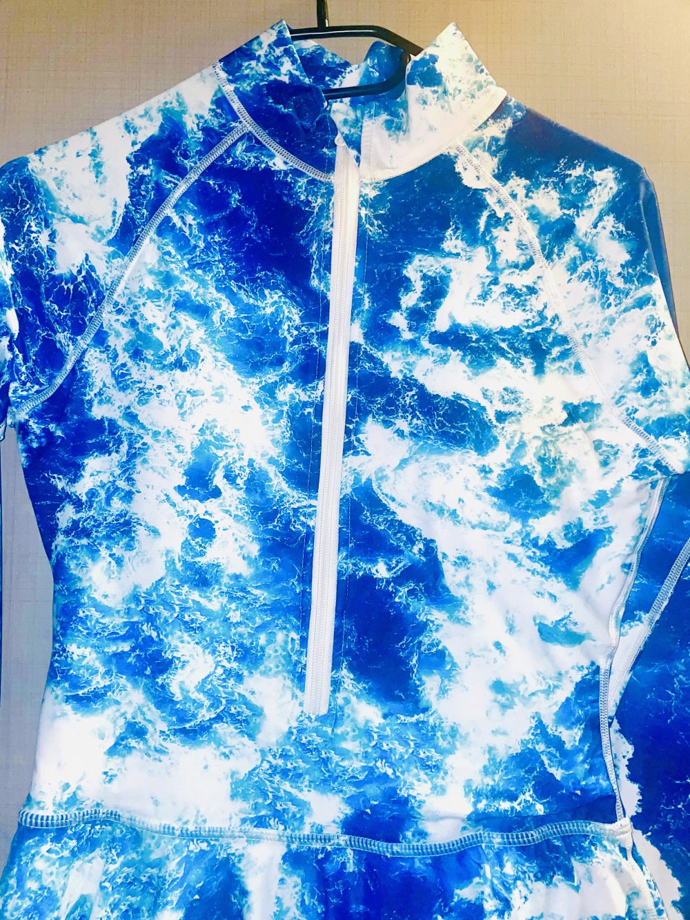 Langarm Surf Shirt mit Schönen Mustern Bademode Badeshirt