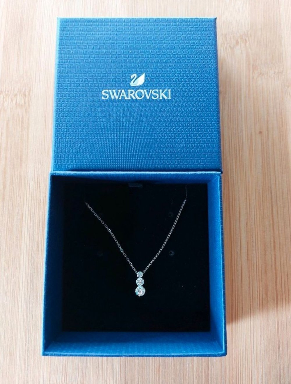 Swarowski Kette Attract Trilogy Set Neu