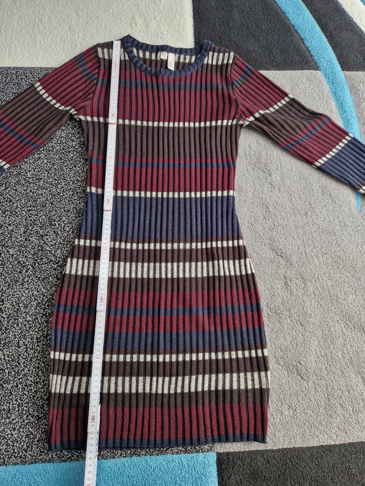 Strickkleid (36)