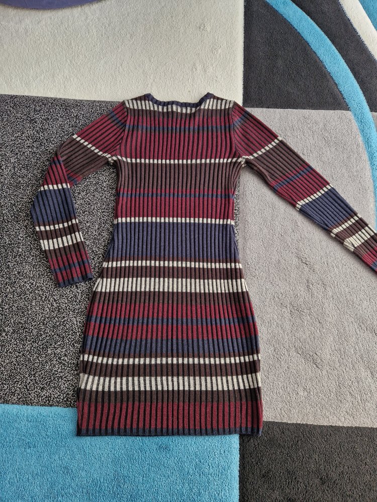 Strickkleid (36)