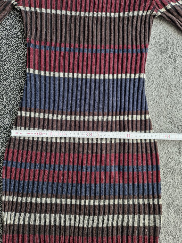 Strickkleid (36)