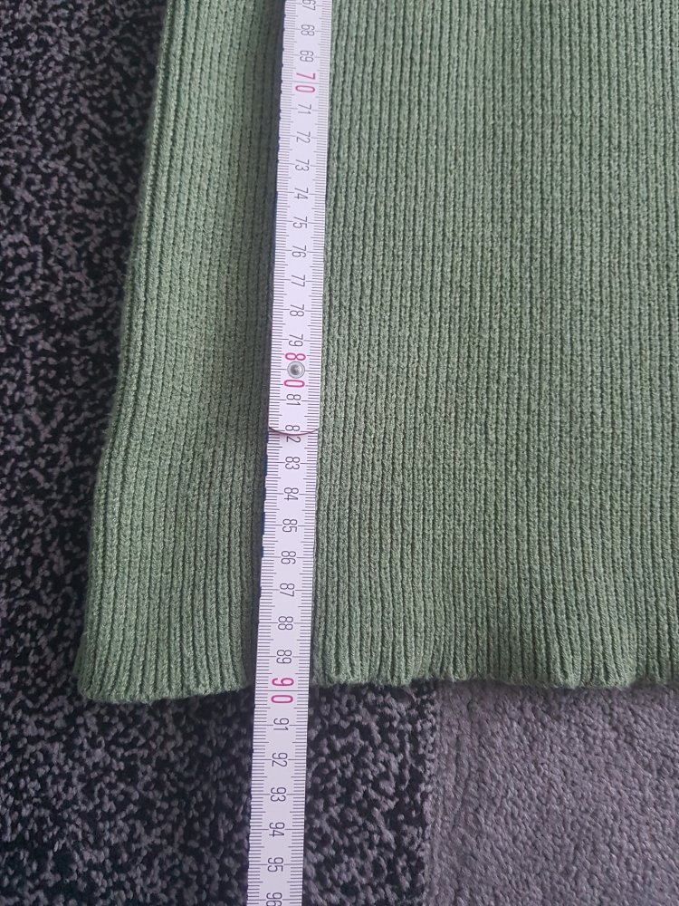 Strickkleid (36)
