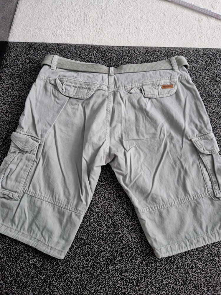 Herren Short (L)