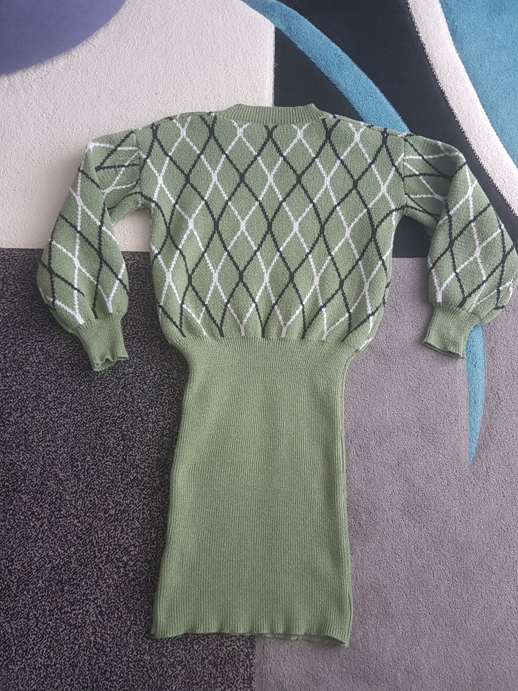 Strickkleid (36)