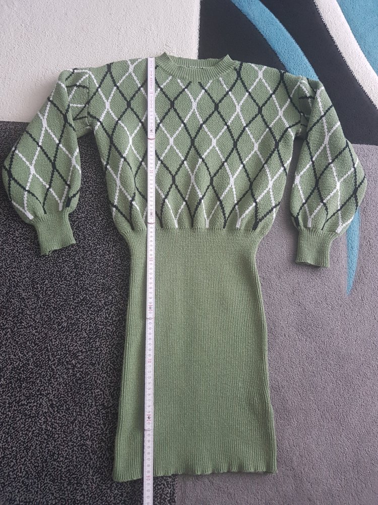 Strickkleid (36)