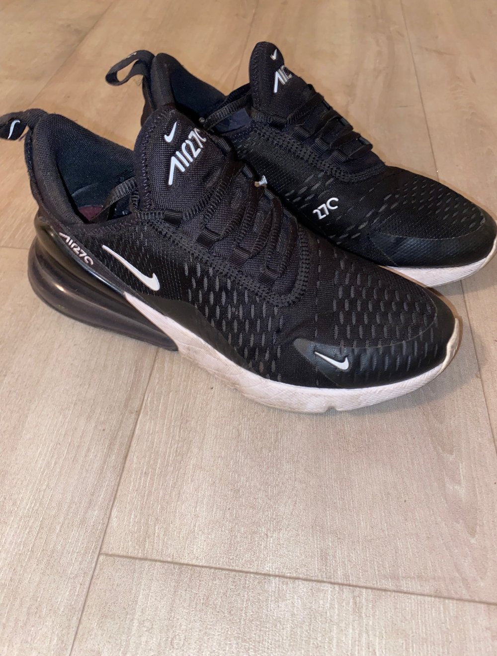 Nike Air 270