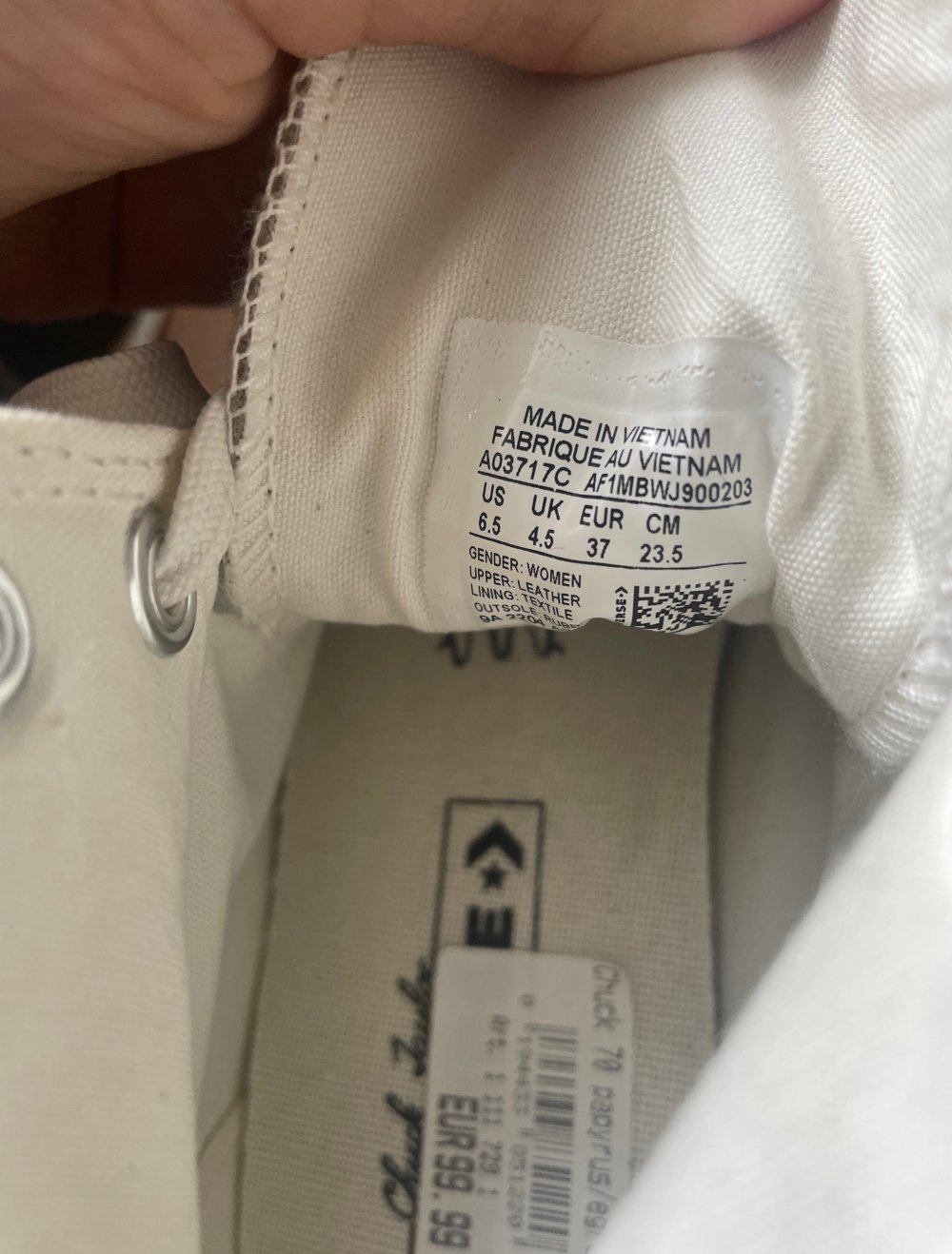 Converse neu